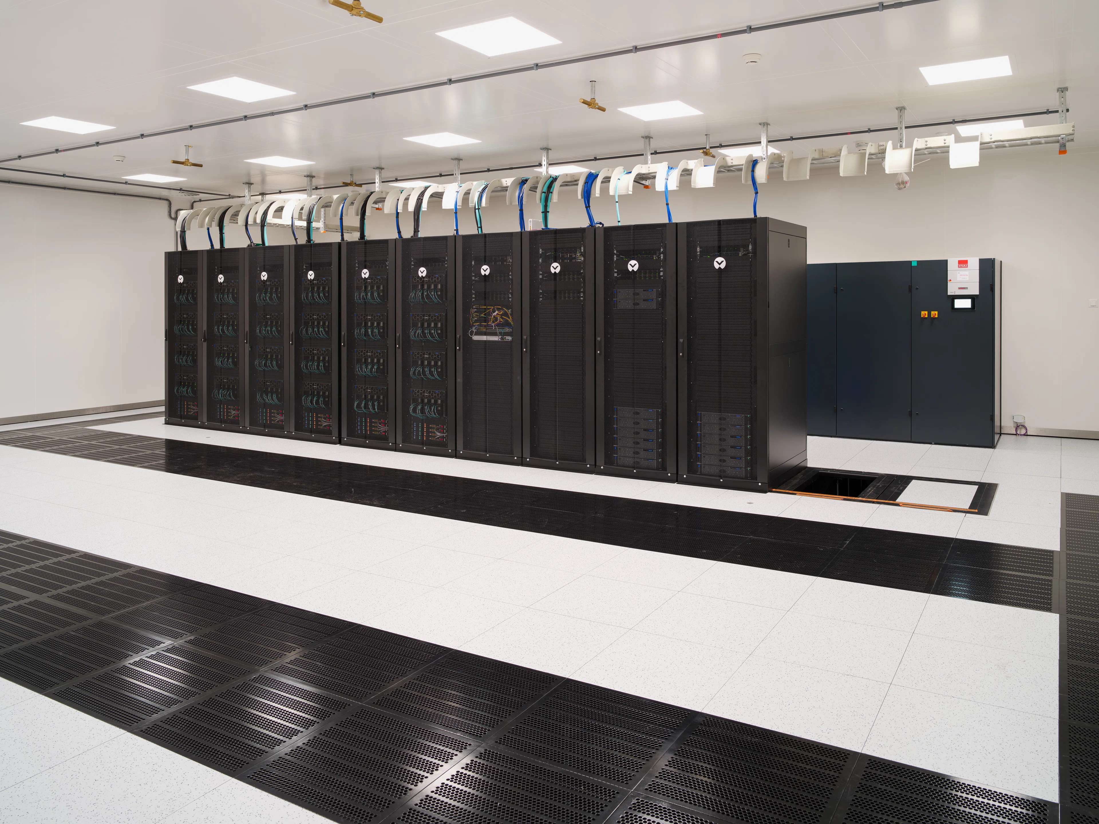 Der leistungsstärkste kommerzielle KI-Supercomputer der Schweiz befindet sich in der Innenstadt von Basel.